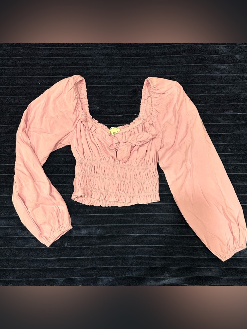 Aeropostale Women’s Blush Pink Smocked Long-Sleeve Crop Top